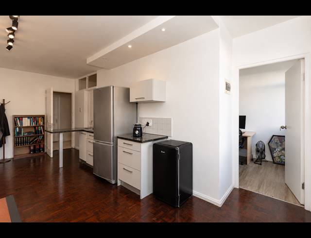 1 BEDROOM APARTMENT TO LET IN CAPE TOWN CITY CENTRE